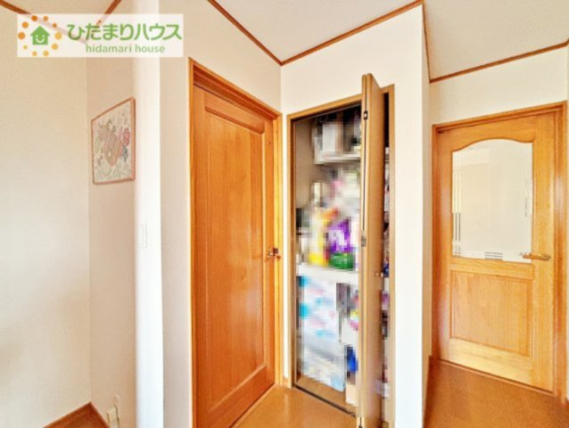 【収納】 | つくば市豊里の杜2丁目　中古戸建 | 家族みんなで共同で使える便利な廊下収納！