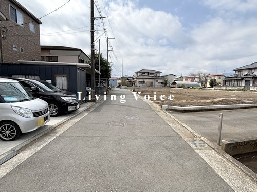 【居間・リビング】 | 【仲介手数料０円】愛甲郡愛川町中津第139　新築一戸建て　2号棟　全3棟 | 愛甲郡愛川町中津第139　新築一戸建て　全3棟