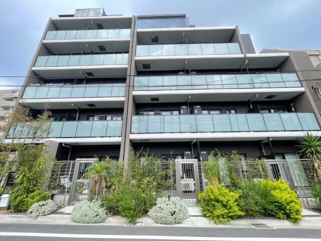 レジディア高田馬場の外観