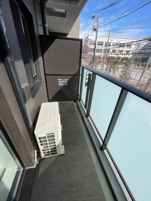 レジディア高田馬場のバルコニー