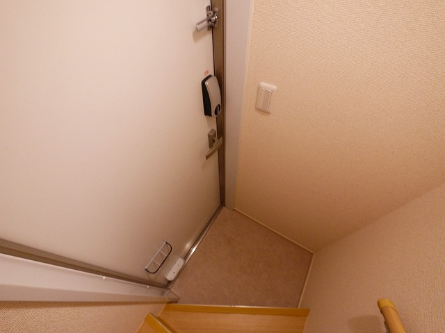 クレイノ聡の玄関|明るい玄関です