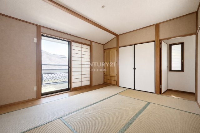 【和室】 | 小田急線「新百合ヶ丘」中古戸建 | ゆったりとくつろげる和室です