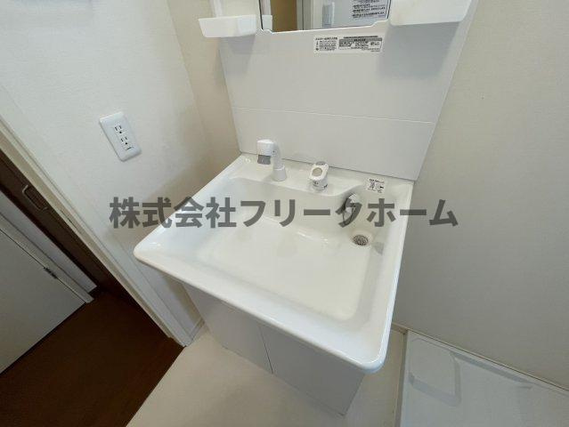 小金井市緑町５丁目のアパートの外観