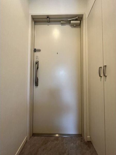 スプランディッド新大阪DUEの玄関