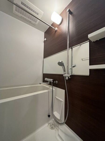 スプランディッド新大阪DUEの浴室