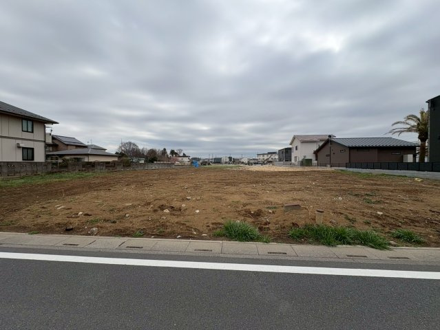坂戸市塚越　建築条件なし売地　「若葉駅」徒歩30分　敷地90坪　【勝呂小学区】