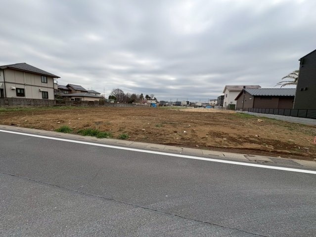 坂戸市塚越　建築条件なし売地　「若葉駅」徒歩30分　敷地90坪　【勝呂小学区】の外観