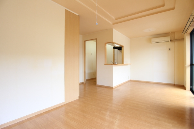 コーポ・サカシタＡ棟の居間・リビング