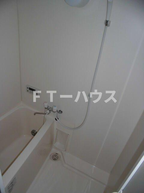 アバンシー黒砂の浴室