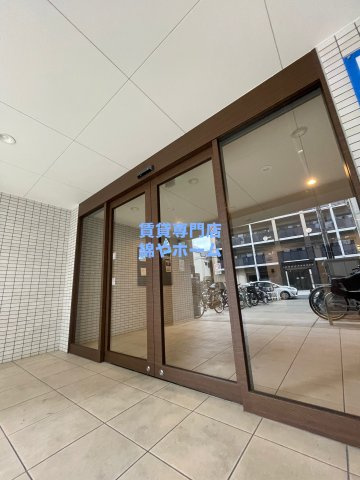 グランパシフィック花園北のエントランス|落ち着いたエントランスです