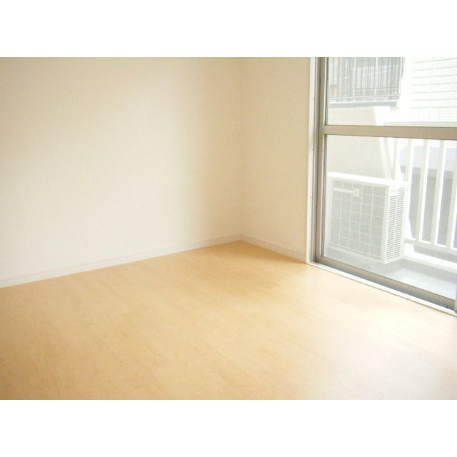 白菊マンションの居間・リビング