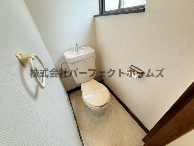 中宮西之町戸建　賃貸のトイレ|シンプルで使いやすいトイレです
