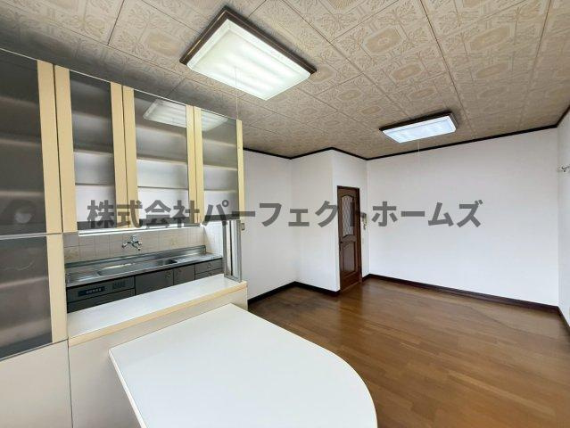 中宮西之町戸建　賃貸の内装|内装もきれいです