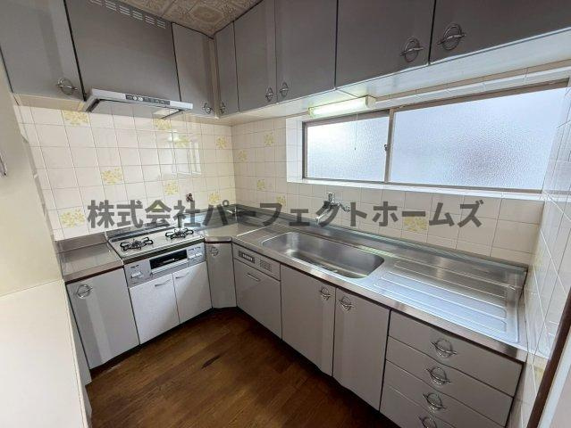 中宮西之町戸建　賃貸のキッチン|コンパクトなキッチンで掃除もラクラク