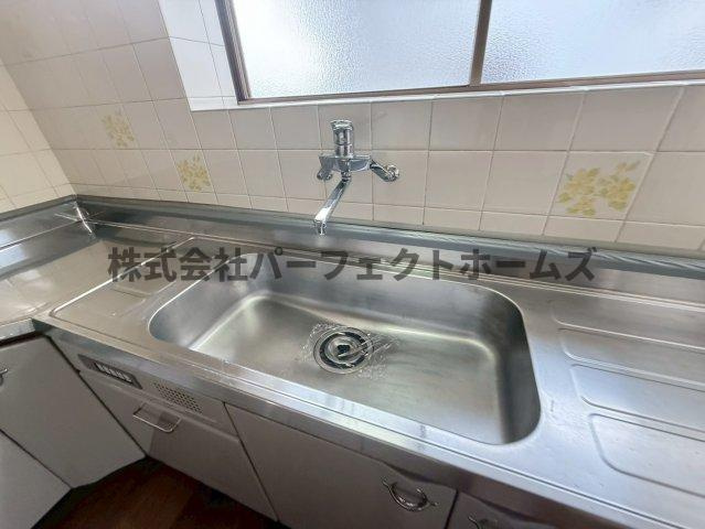 中宮西之町戸建　賃貸のキッチン|キッチンでお料理をお楽しみください