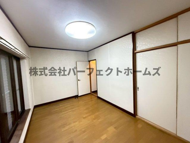 中宮西之町戸建　賃貸の洋室|使い勝手のいい洋室です