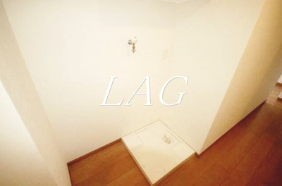 【設備】 | ドエル下北沢 | 室内洗濯機置き場です。