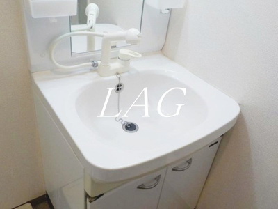 【洗面所】 | グラーサ銀座イースト | 洗面台です。