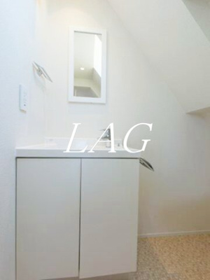 【洗面所】 | ＳＵＶＡＣＯ羽田Ｅ棟 | 洗面台です。