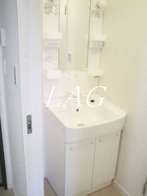 【洗面所】 | クレッセント山王 | 独立洗面台です。