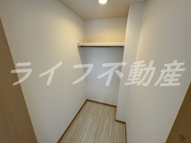 アネックスの収納|こまごまとしたものを収納できそうですね