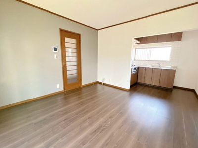 【居間・リビング】 | 高崎市楽間町　中古住宅