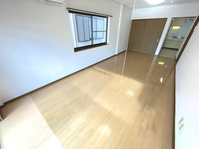【寝室】 | 開放的な寝室です