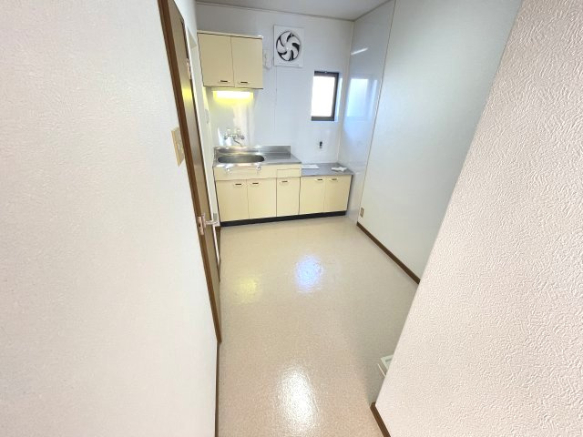 【居間・リビング】 | こちらの居間で趣味の時間をお楽しみください