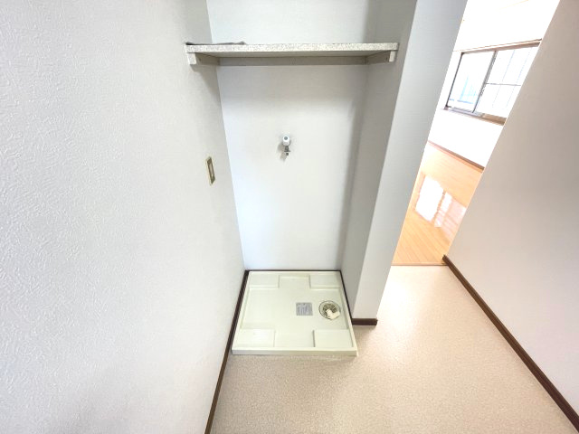 【洗面所】 | 明るい洗面所です