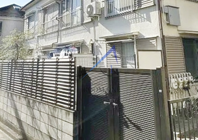 弥生荘のエントランス|エントランスです。