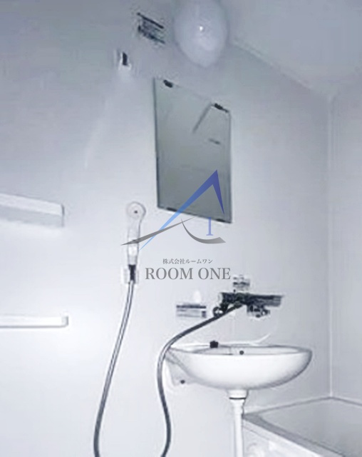 弥生荘の洗面所|洗面台です。