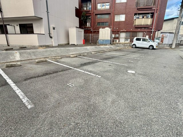 オリエンタルマンションⅡの駐車場