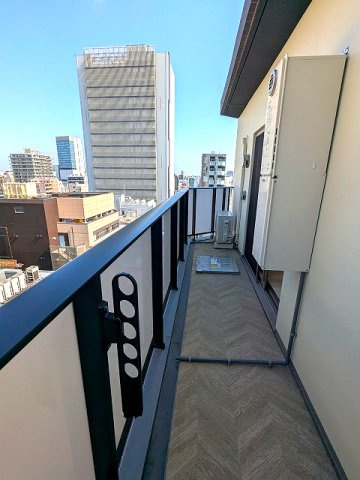 CLARITIA文京湯島のバルコニー|11Fワイドバルコニー
高層階は眺望良好です
バルコニーに洗濯物干せます