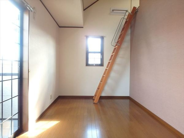 ナスキー21の洋室