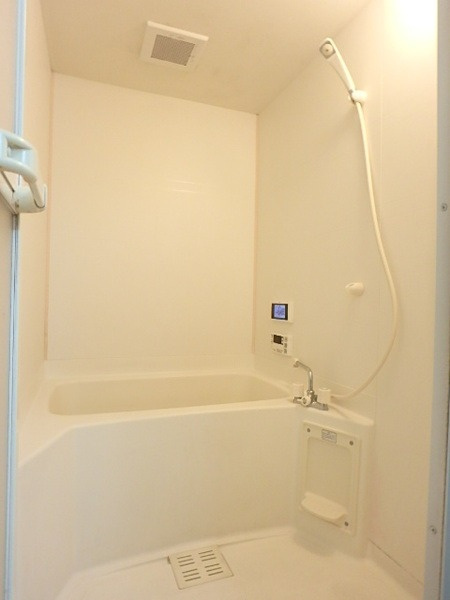 ナスキー21の浴室