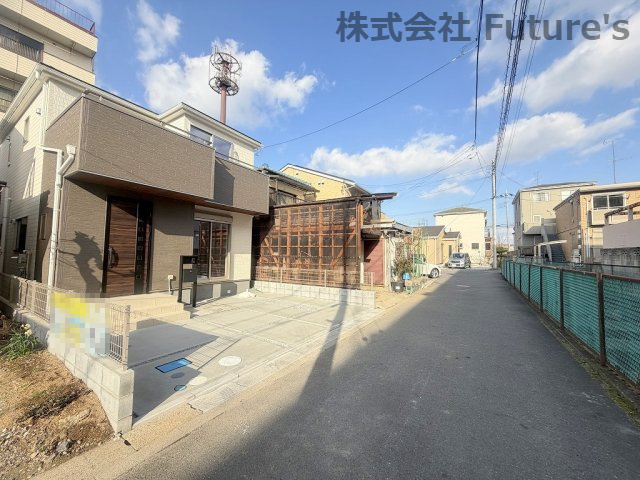 三郷市彦川戸1丁目　新築戸建　全1棟の前面道路含む現地写真|前面道路含む現地写真です。