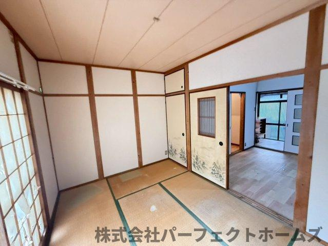 門真市本町戸建の和室|きれいな和室です