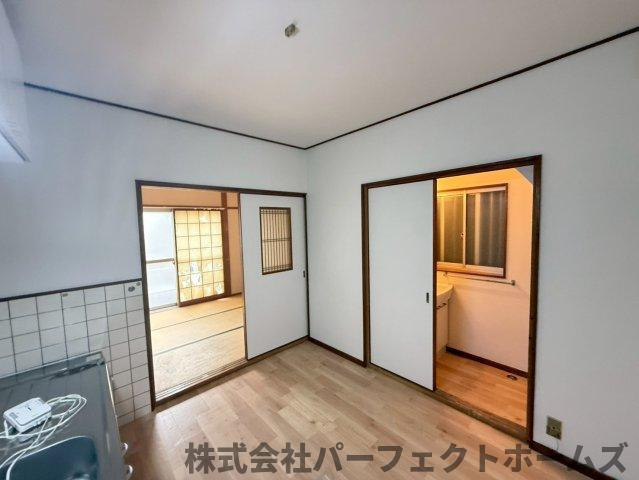 門真市本町戸建の居間・リビング|おしゃれな居間です