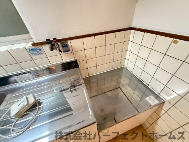 門真市本町戸建のキッチン|コンパクトなキッチンで掃除もラクラク