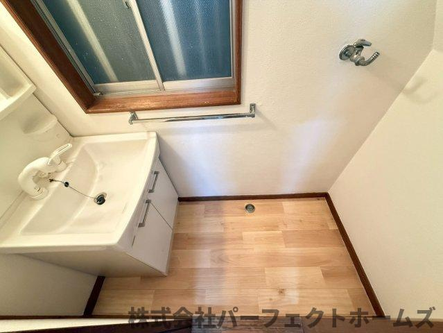 門真市本町戸建の洗面所|使いやすい洗面所です