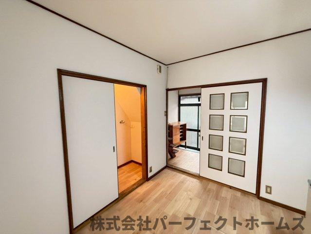 門真市本町戸建の居間・リビング|リビングダイニングです