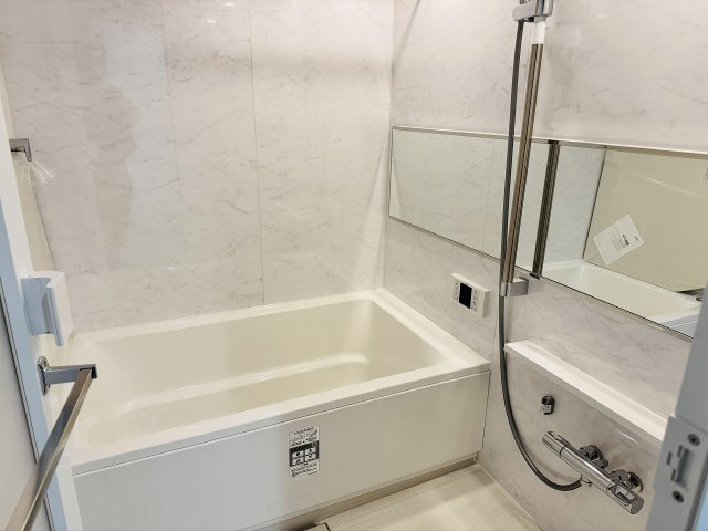 レクシオ大和田の浴室|～新規交換したキレイなバスルーム　気持ち良く湯船に浸かる事が出来ます～