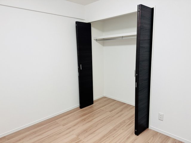 レクシオ大和田の収納|～収納力の高いクローゼット完備～