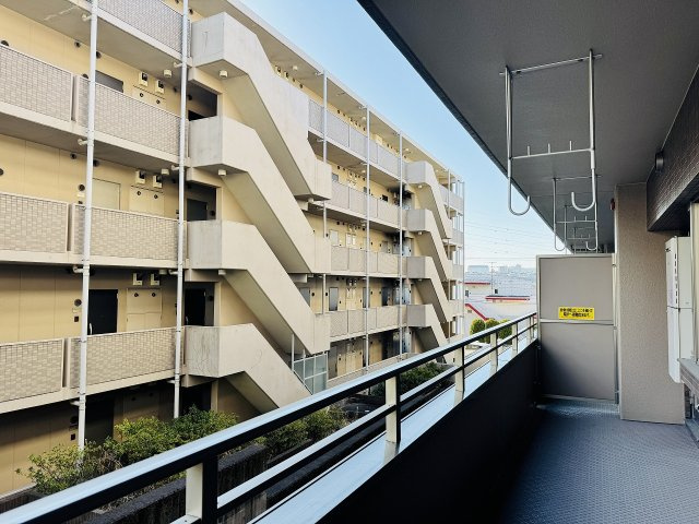 レクシオ大和田のバルコニー|～東向きのバルコニーです～