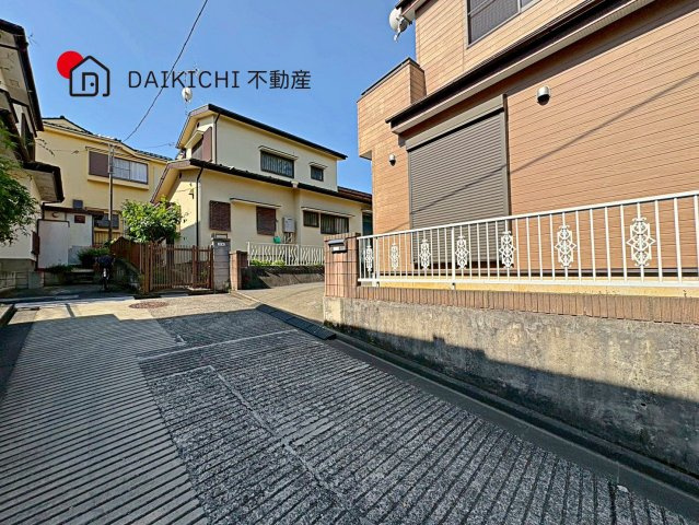 【前面道路含む現地写真】 | 川越市宮下町2丁目　中古戸建