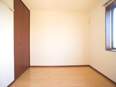 【寝室】 | ヴィルシャッツ | 清潔感のあるきれいな洋間です♪