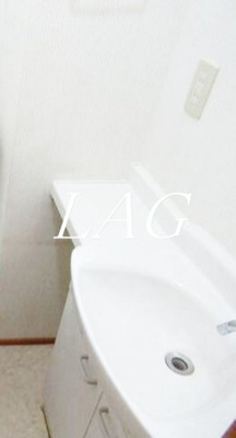 【洗面所】 | レーヴ田園調布 | 独立洗面台です。