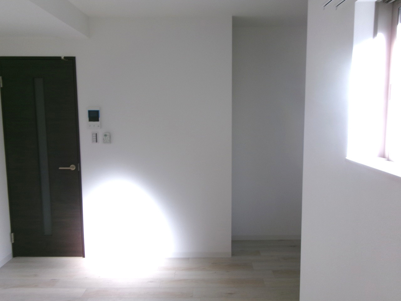 ジーメゾン明石魚住ラピスの居間・リビング