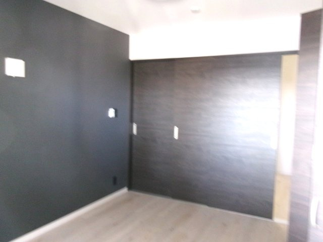 ジーメゾン明石魚住ラピスの洋室