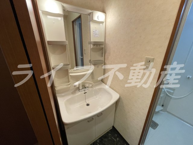 ブランチ613の独立洗面台|朝の身支度には欠かせない独立洗面化粧台